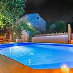 Istrian Stone House With Heated Pool * Pula
