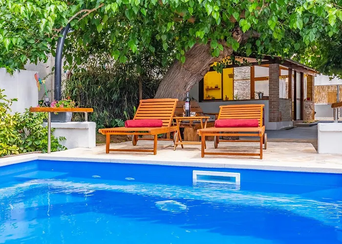 Istrian Stone House With Heated Pool Villa *